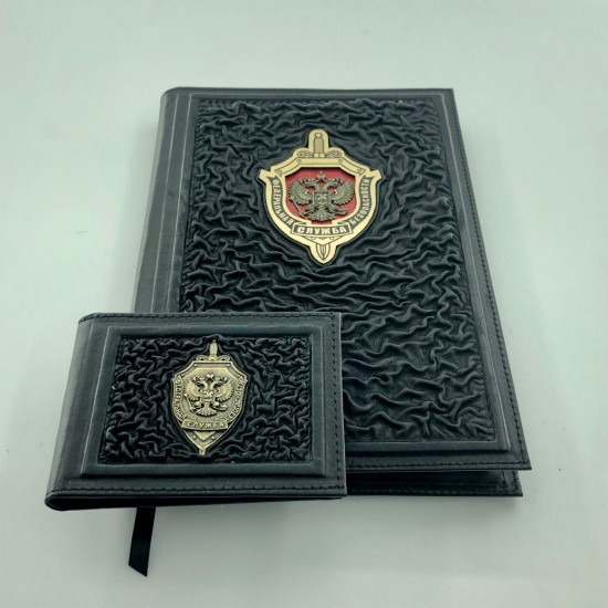 Подарочный комплект ручной работы (кожаные изделия) «Мужчина Black» бронзовая символика (возможна персонализация изделий) Подарочный комплект ручной работы (кожаные изделия) «Мужчина Black» бронзовая символика (возможна персонализация изделий)